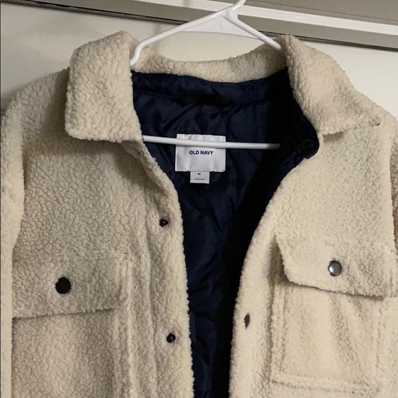 Men’s Old Navy Sherpa Jacket w/ pockets - Picture 3 of 5